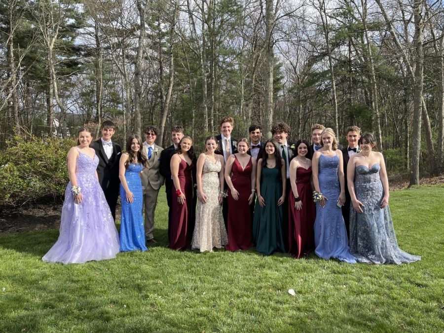 Feehan students and their dates enjoyed the return of Bishop Feehan’s Prom.
Pictured (left to right): Abigail Violett, Nicholas Sumner, Lydia Nassef, Yusef Kassem, Mary Kate Bosse, John Demuth, Samantha Avila, Neil Cahill, Brooke Borges, Paul Moura, Amelia Ritez, Jack Toncelli, Jessica Ricci, Brennon Schifman, Katherine Mills, Una Soliday and Colin Johnson
