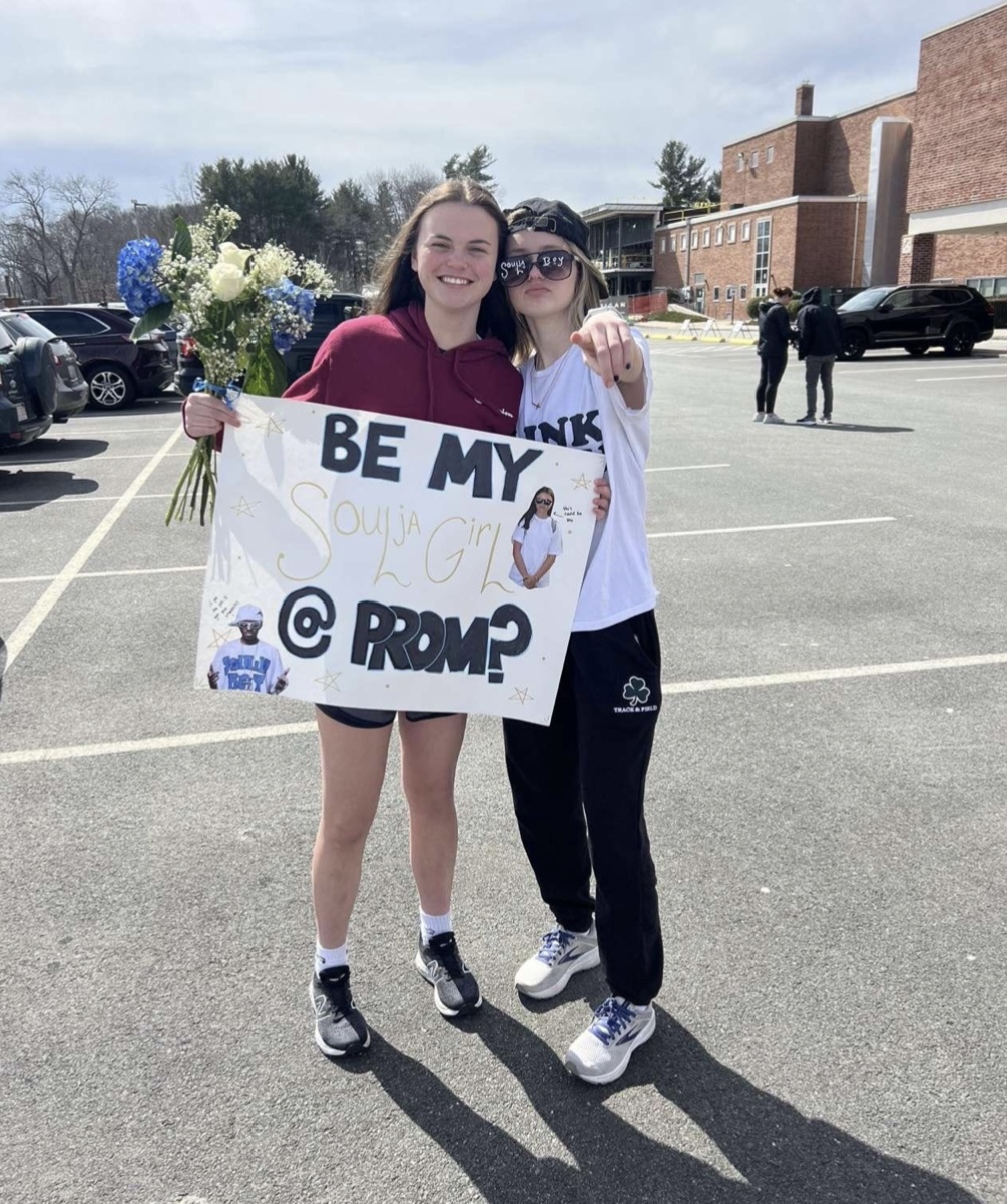 High school teen shocked by a 'promposal' from favorite team's